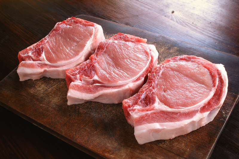 Australian Hormone Free Pork Chops French Cut | Aussie Meat | eat4charityHK | Meat Delivery | Seafood Delivery | Wine & Beer Delivery | BBQ Grills | Lotus Grills | Weber Grills | Outdoor Furnishing | VIPoints