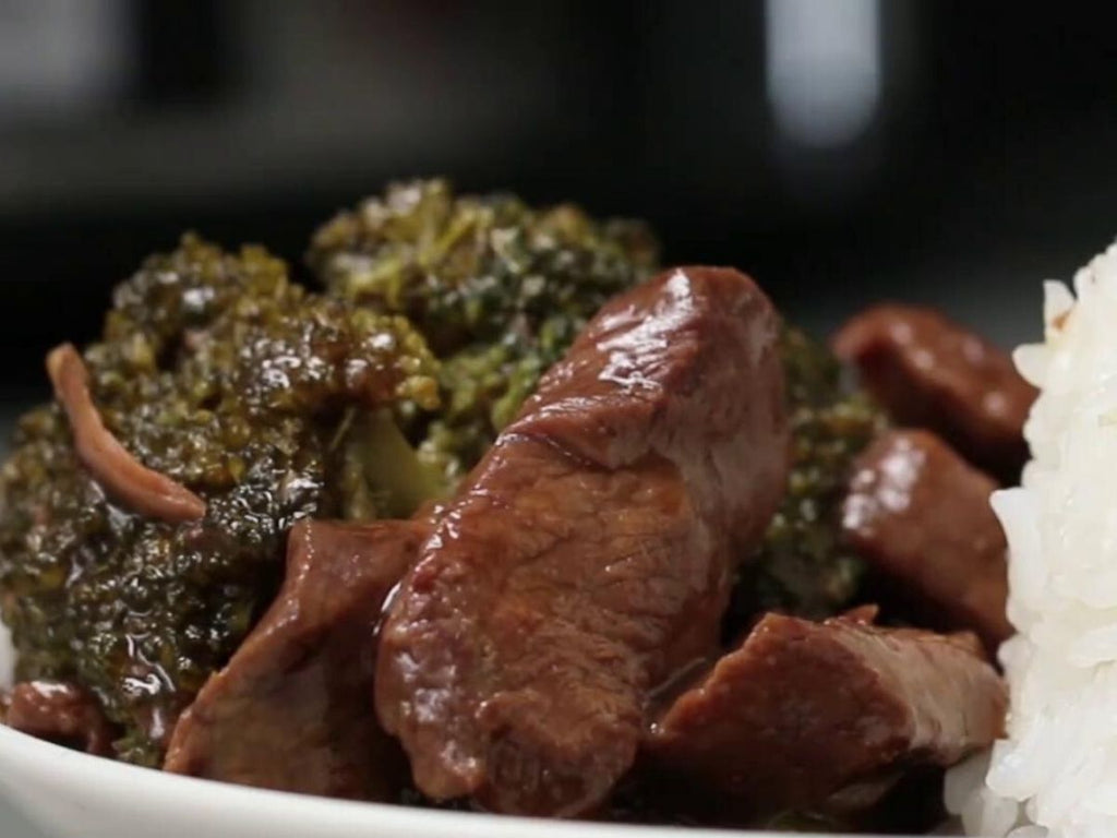 Slow Cooker Beef and Broccoli | NZ Premium Grass-Fed Striploin Steaks | Meat Delivery | Seafood Delivery | Online Butcher | south stream market | meat market