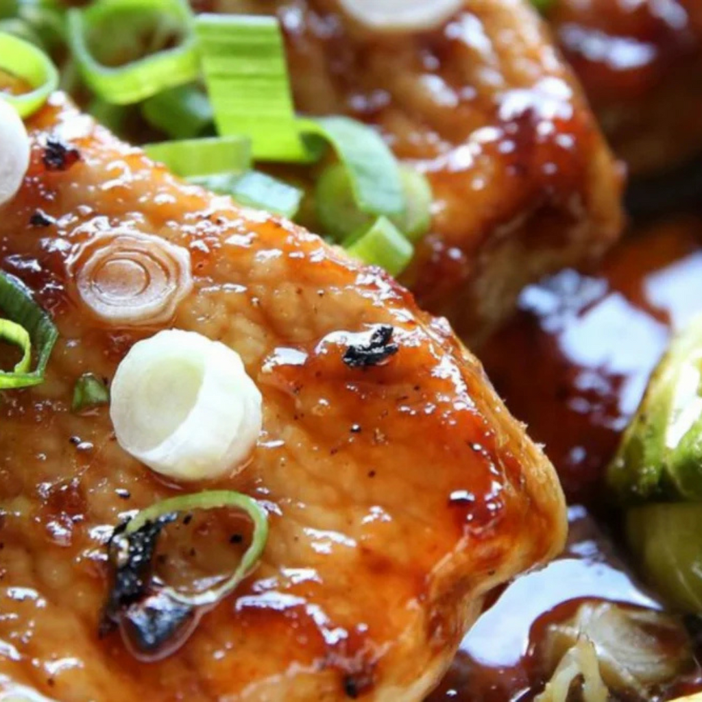 如何準備姜釉豬排配抱子甘藍？ - Aussie Meat, Meat delivery, online butcher, BBQ Grills, Wine