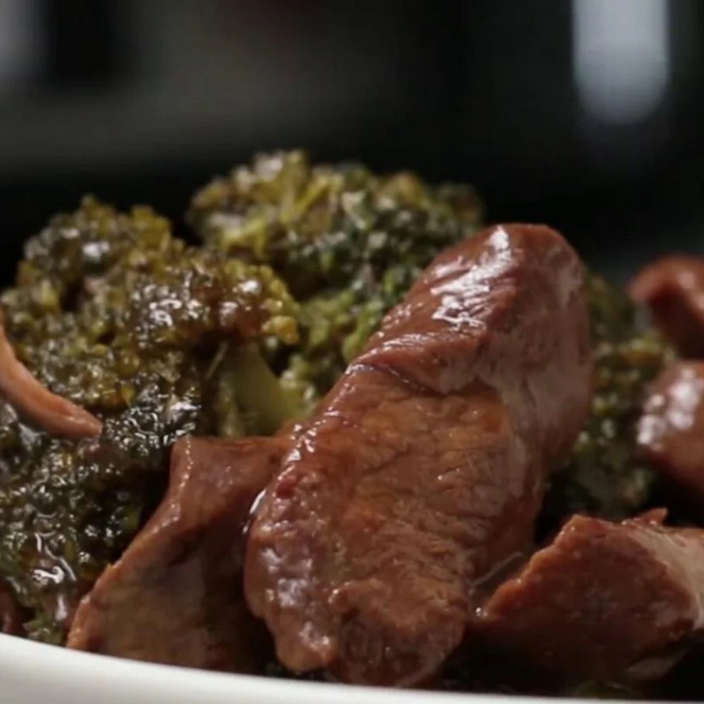 How To Prepare Slow Cooker Beef and Broccoli? - Aussie Meat, Meat delivery, online butcher, BBQ Grills, Wine