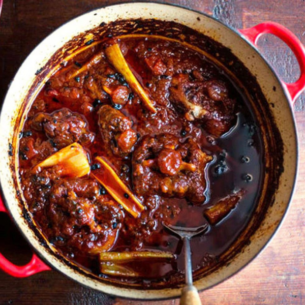 How To Prepare Oxtail Braised With Tomato & Celery?