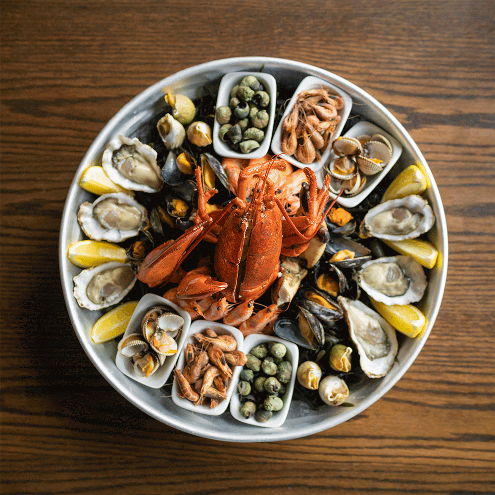 How to Build the Perfect Christmas Seafood Platter