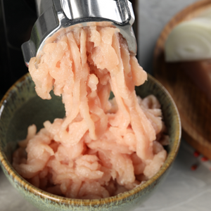 Wholesale Australian Hormone Free Chicken Thigh Mince (400g) | Buy 20 Get 6 Free