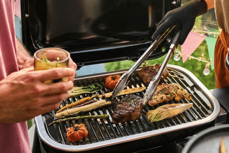 Aussie Meat BBQ Grills | Weber Lumin Compact Electric Grill | Aussie Meat | eat4charityHK | Meat Delivery | Seafood Delivery | Wine & Beer Delivery | BBQ Grills | Lotus Grills | Weber Grills | Outdoor Furnishing | VIPoints