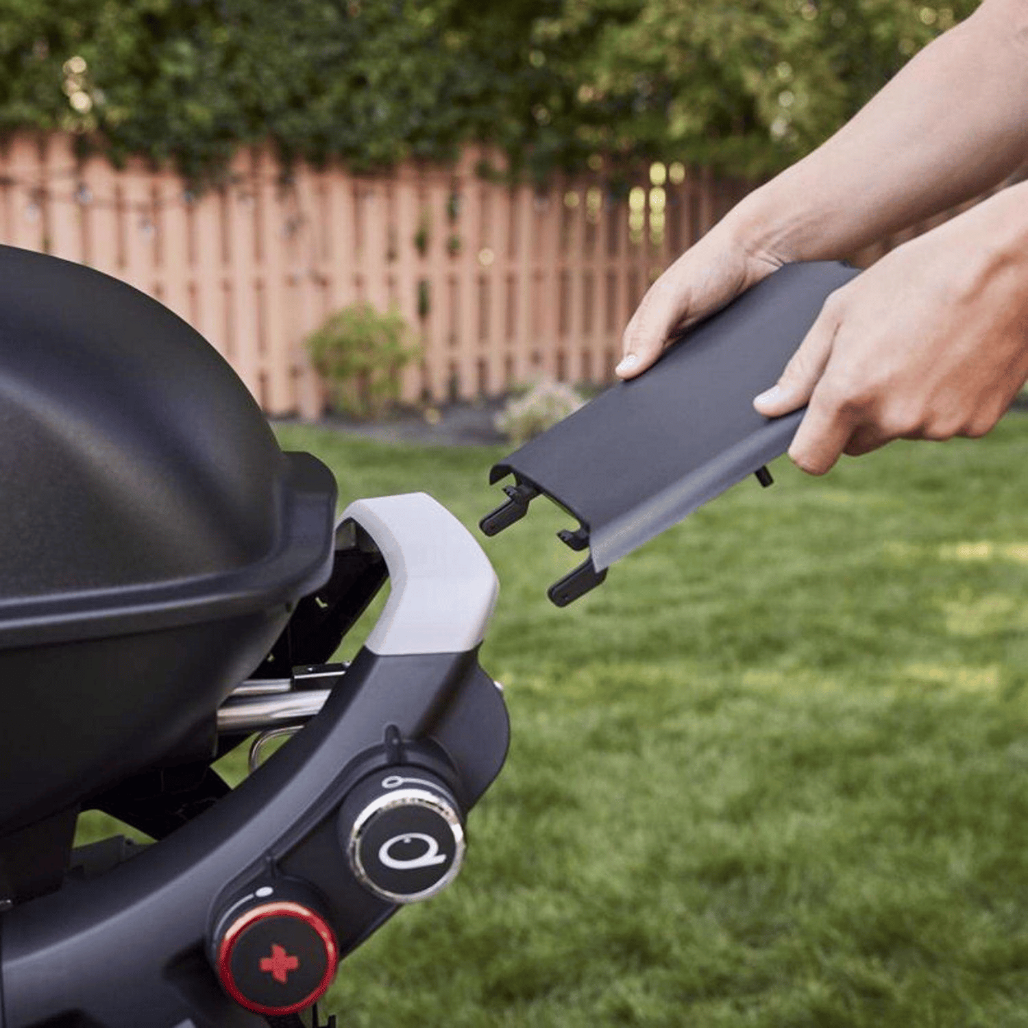 Weber Premium Q2800N+ (2 Burners Gas Grill) | Aussie Meat Meat Delivery Online Butcher BBQ Grills Wine - Weber Premium Q2800N+ (2 爐頭燃氣燒烤爐)連送貨