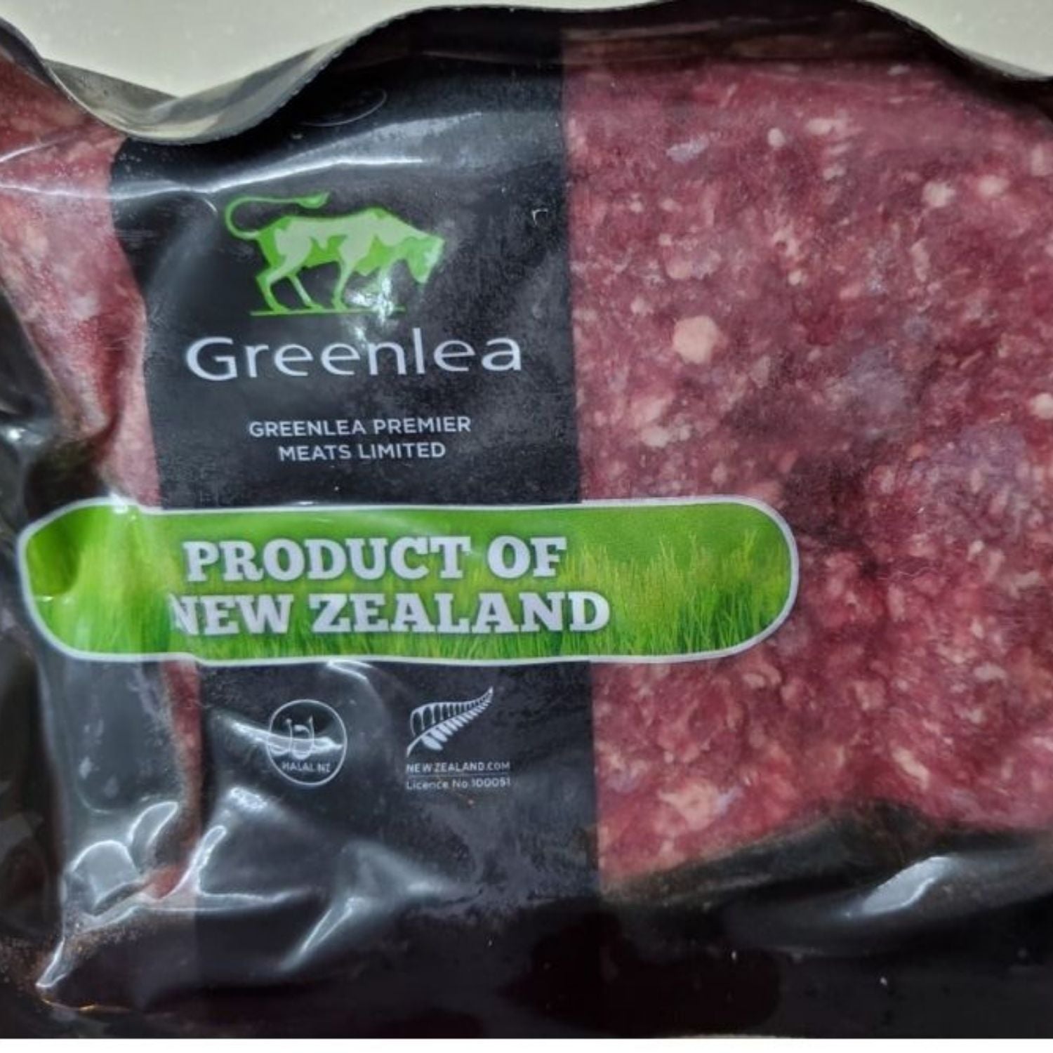 Packaged ground beef with Greenlea branding and 'Product of New Zealand' label. - 紐西蘭優質草飼瘦免治牛肉（〜85％VL，500克）
