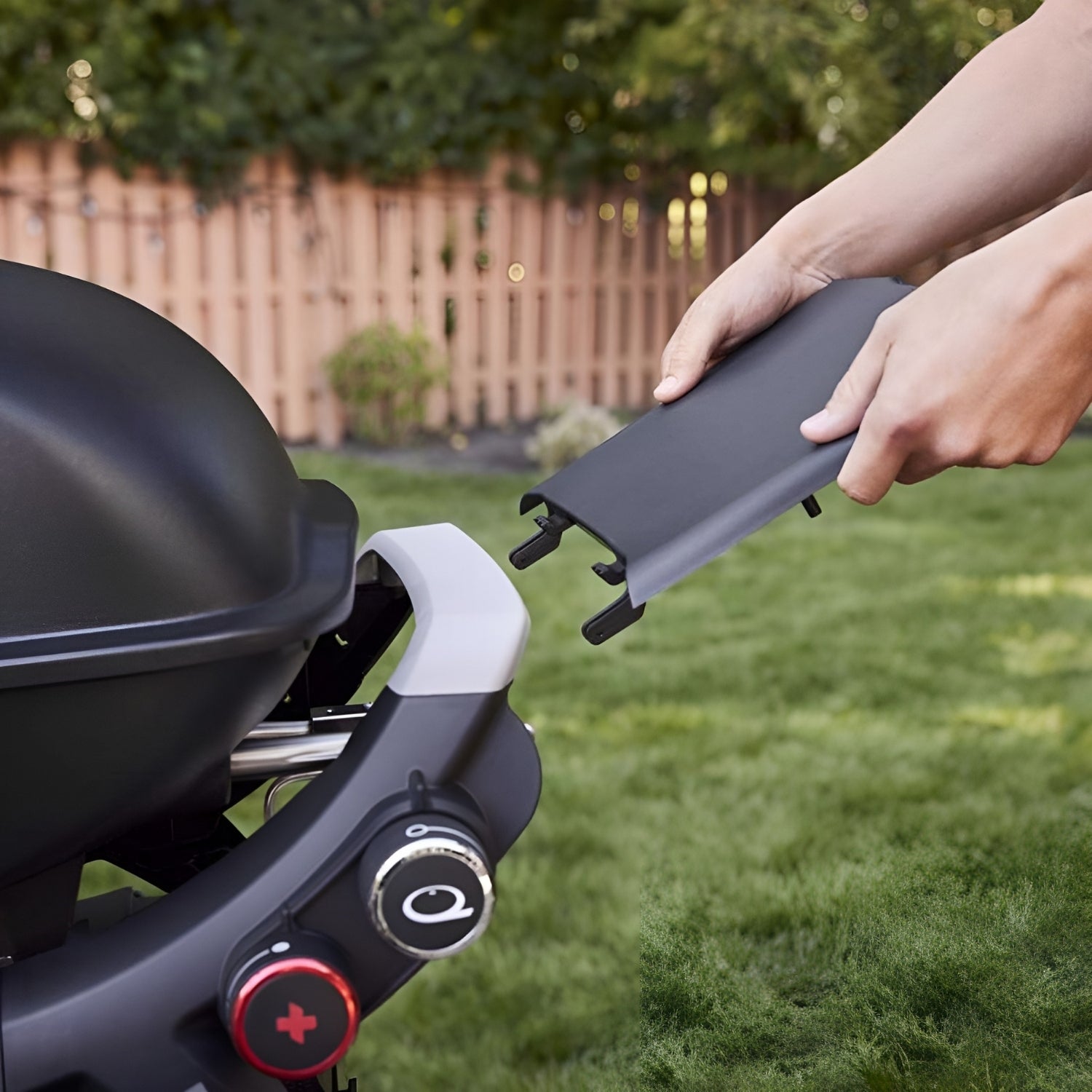 Weber Premium Q2800N+ (2 爐頭燃氣燒烤爐)連送貨