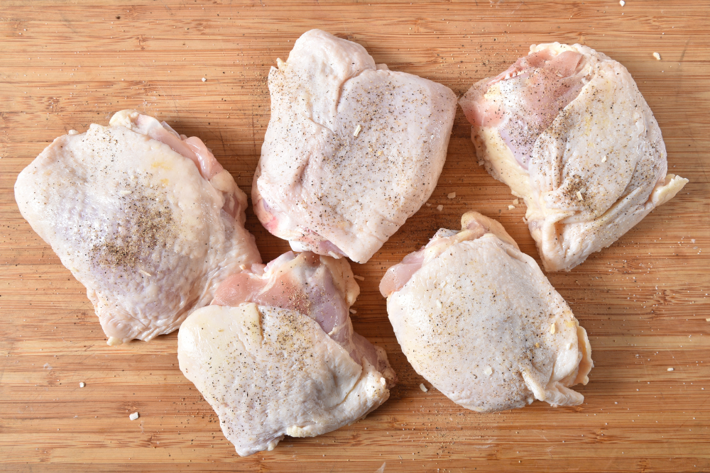 EU Hormone Free Chicken Thighs Skin-On | Aussie Meat | eat4charityHK | Meat Delivery | Seafood Delivery | Wine & Beer Delivery | BBQ Grills | Lotus Grills | Weber Grills | Outdoor Furnishing | VIPoints